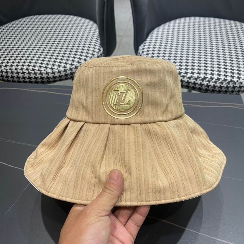 LV hat 26 (25)