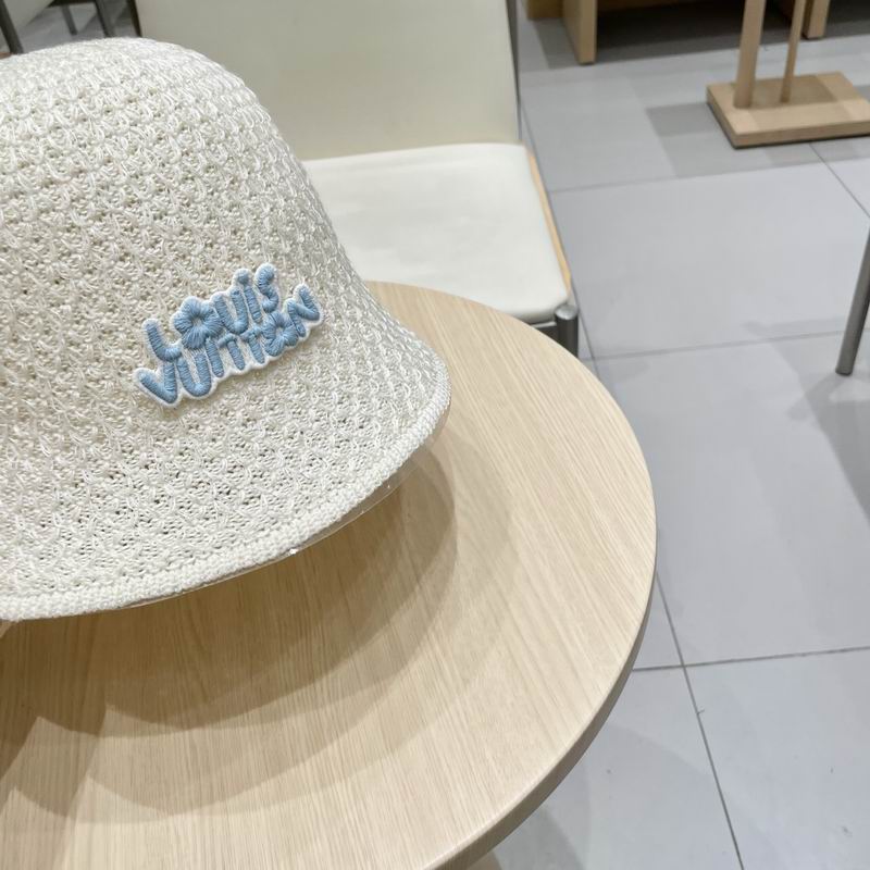 LV hat 29 (25)