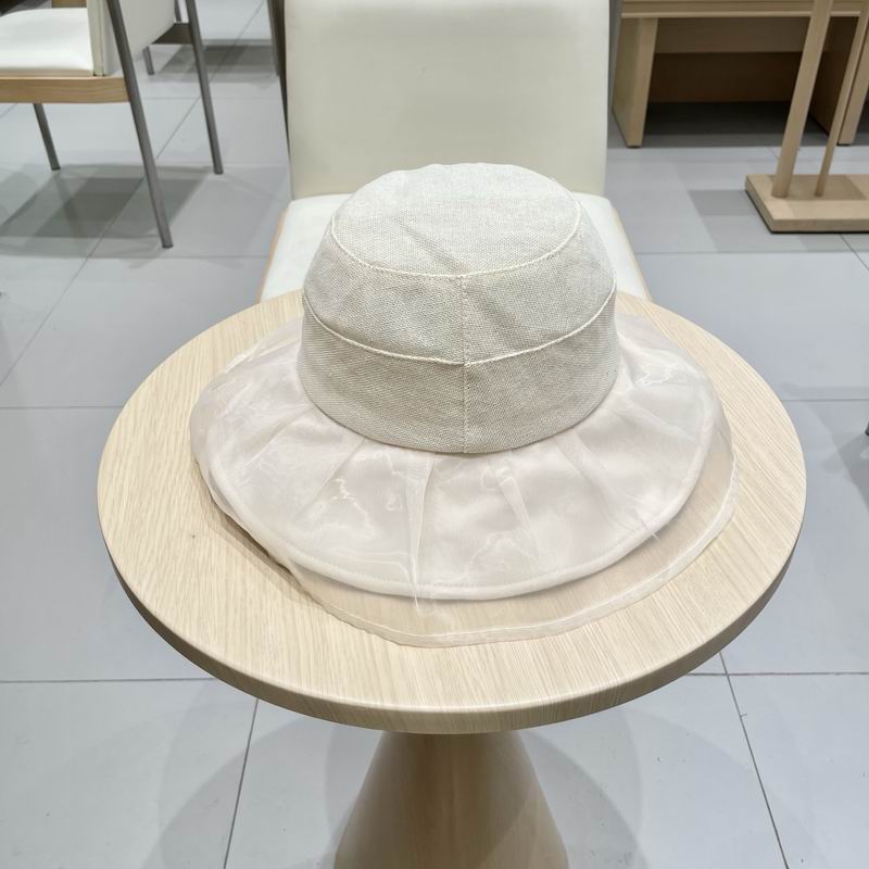 LV hat 30 (17)