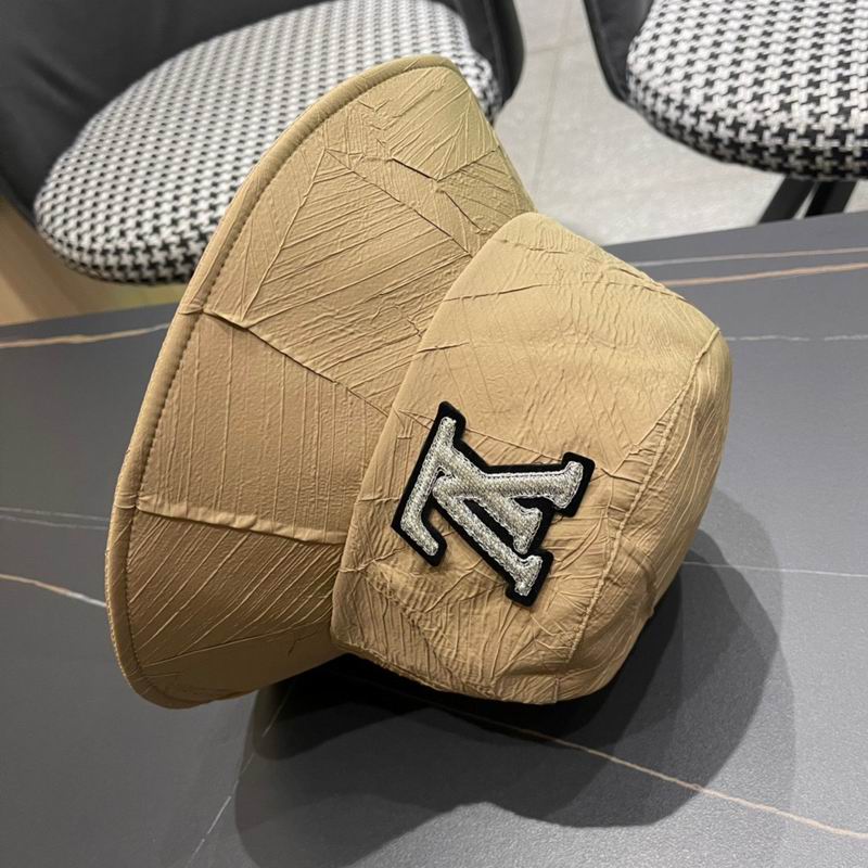 LV hat 37 (3)