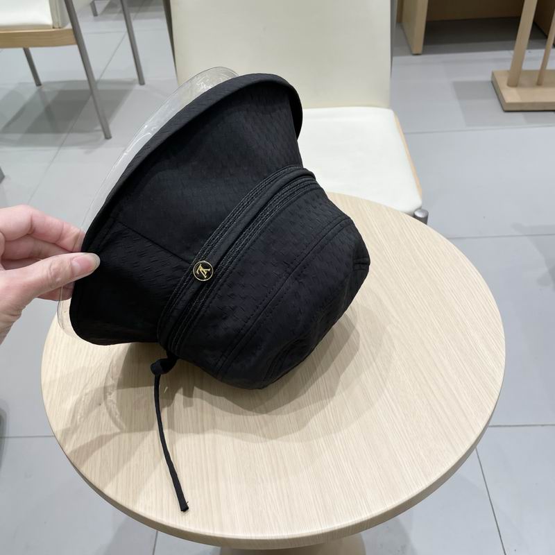 LV hat 57 (11)