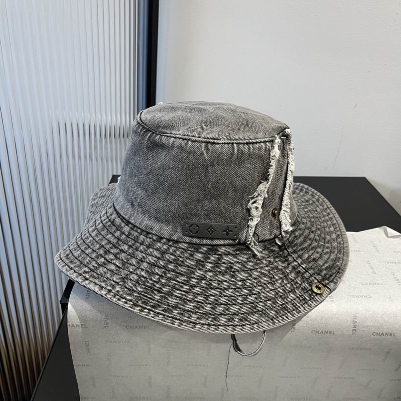 LV hat 76 (15)
