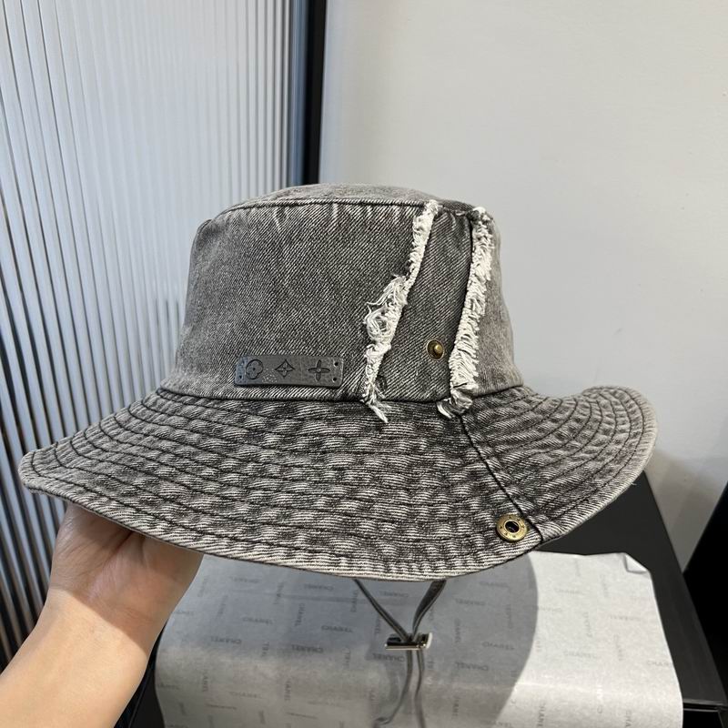 LV hat 76 (16)