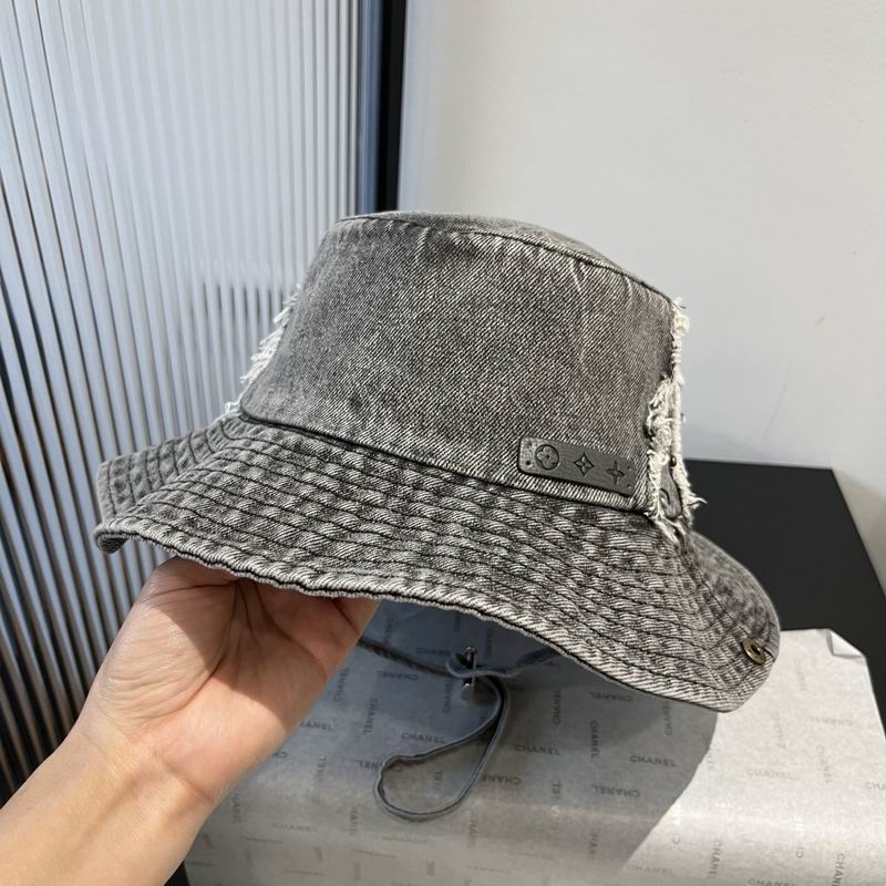 LV hat 76 (17)