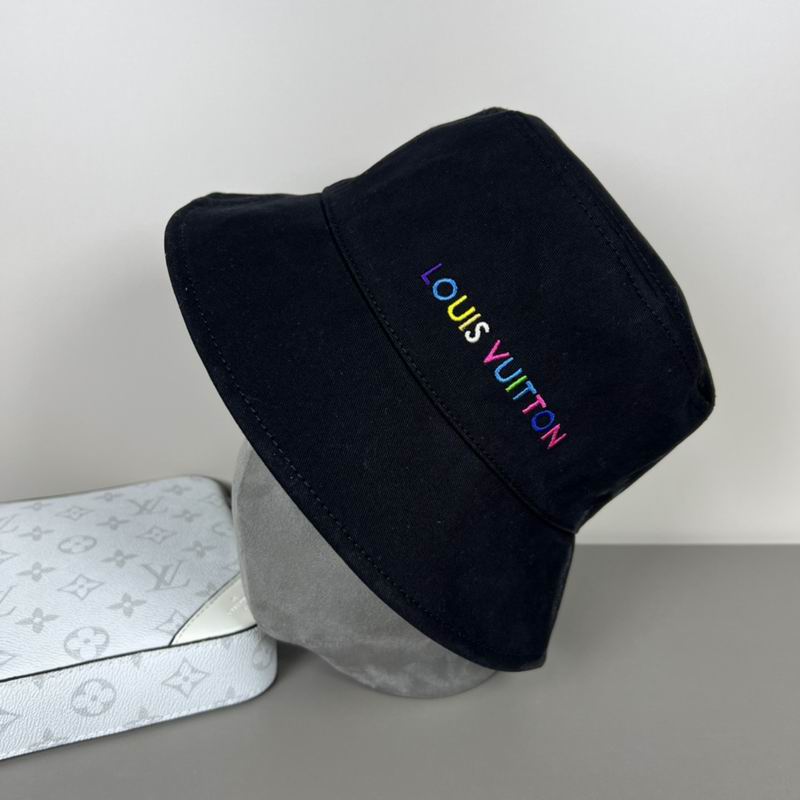 LV hat dx (106)