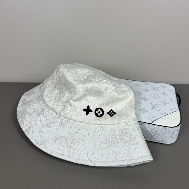 LV hat dx (111)