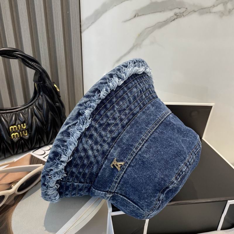 LV hat dx (12)