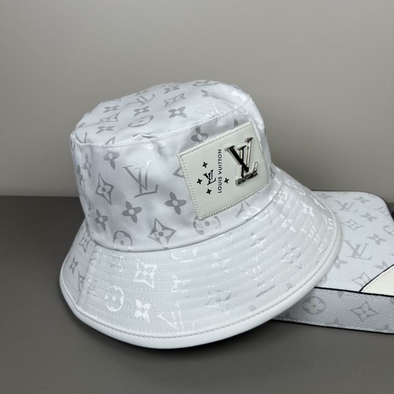 LV hat dx (15)