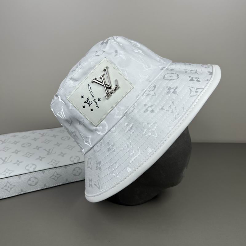 LV hat dx (16)