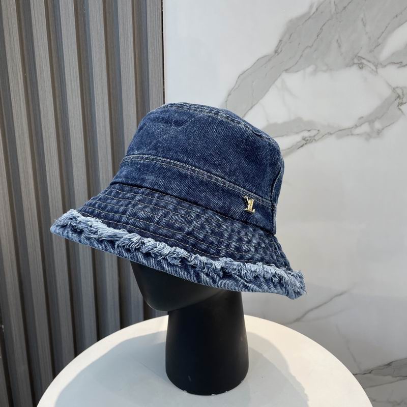 LV hat dx (17)