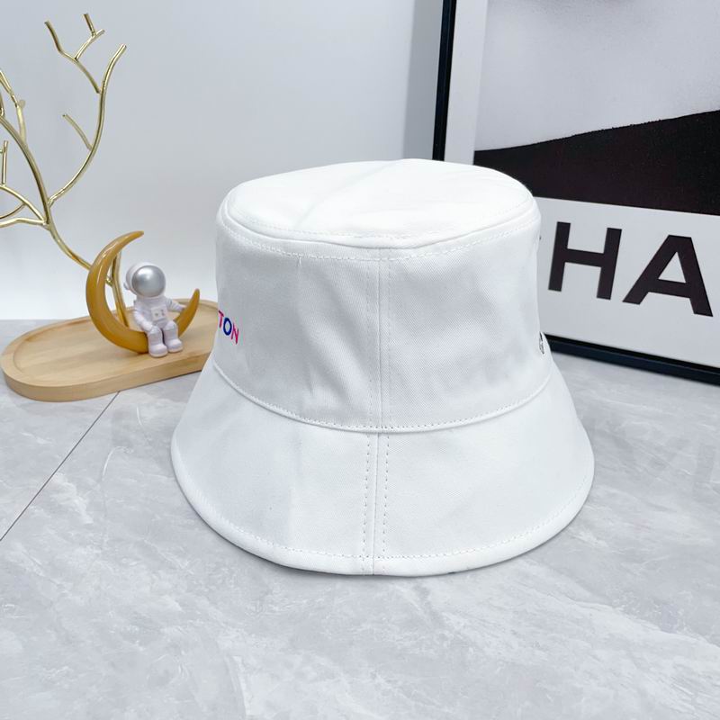 LV hat dx (29)