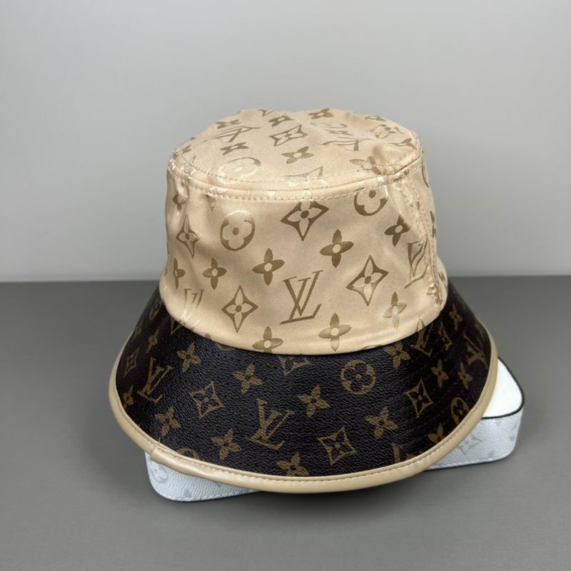 LV hat dx (33)