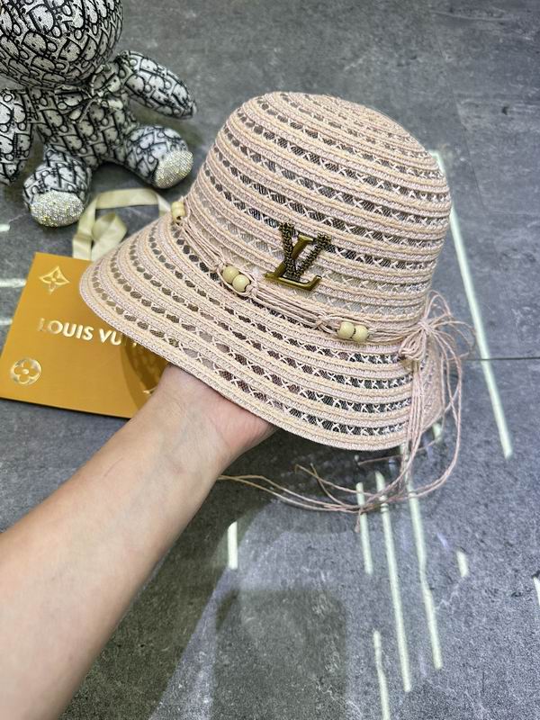 LV hat dx (39)