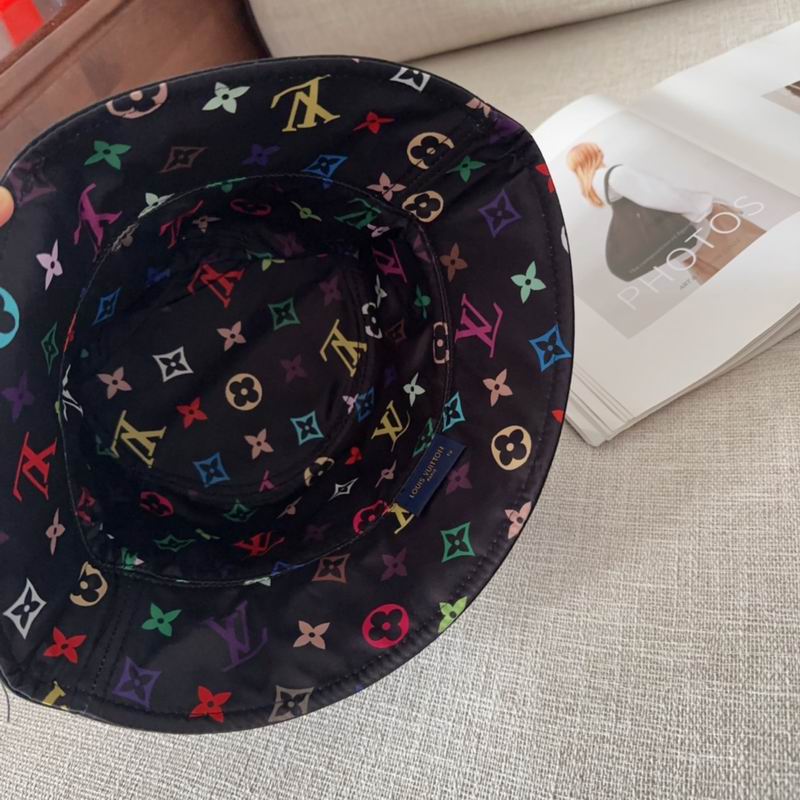 LV hat dx (48)