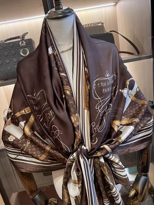 LV silk Scarf 180X90cm E06 (2)