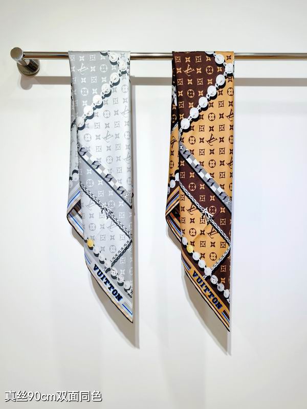 LV silk Scarf 90X90cm E02 (1)