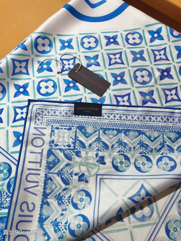 LV silk Scarf 90X90cm E04 (3)