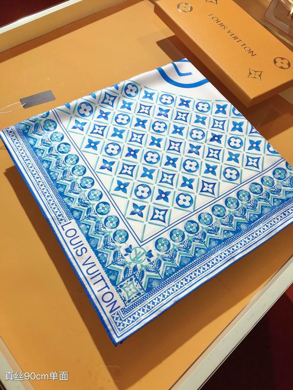 LV silk Scarf 90X90cm E04 (4)