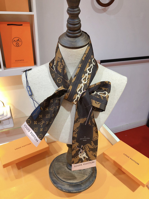 LV silk ribbon hm (1)