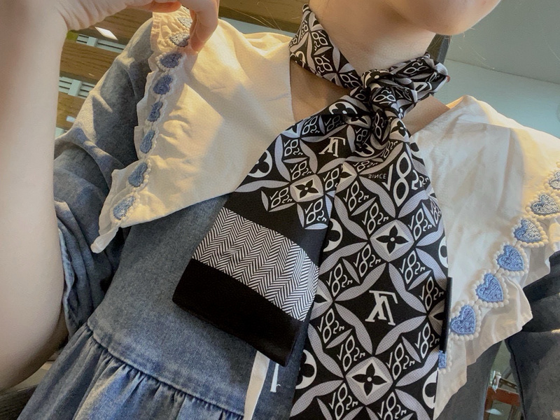 LV silk ribbon hm (59)