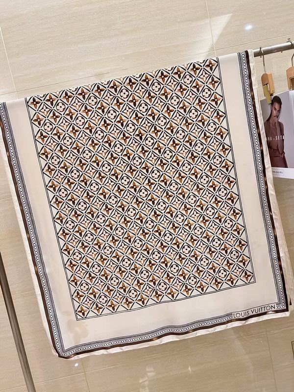 LV silk scarf 180X90cm E12 (1)