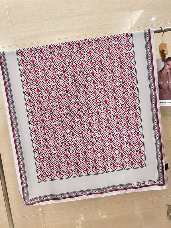 LV silk scarf 180X90cm E12 (2)