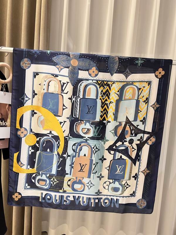 LV silk scarf 180X90cm E16 (3)