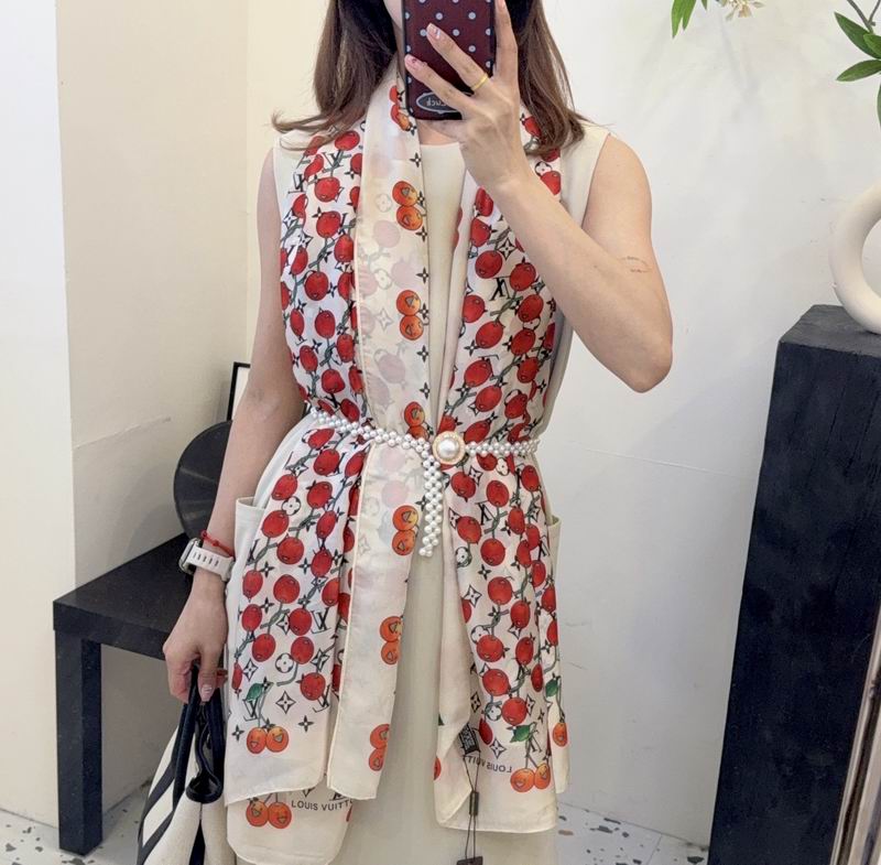 LV silk scarf 90-180cm E19 (18)