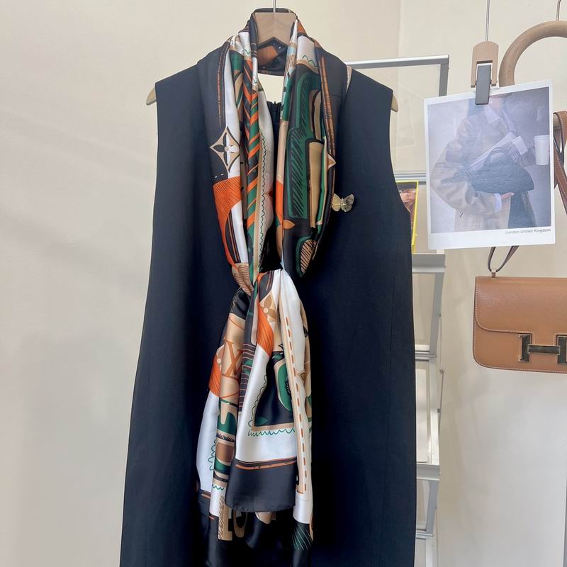 LV silk scarf 90-180cm E33 (20)