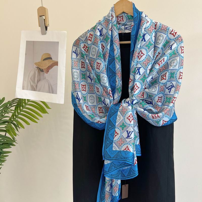 LV silk scarf 90-180cm E43 (15)