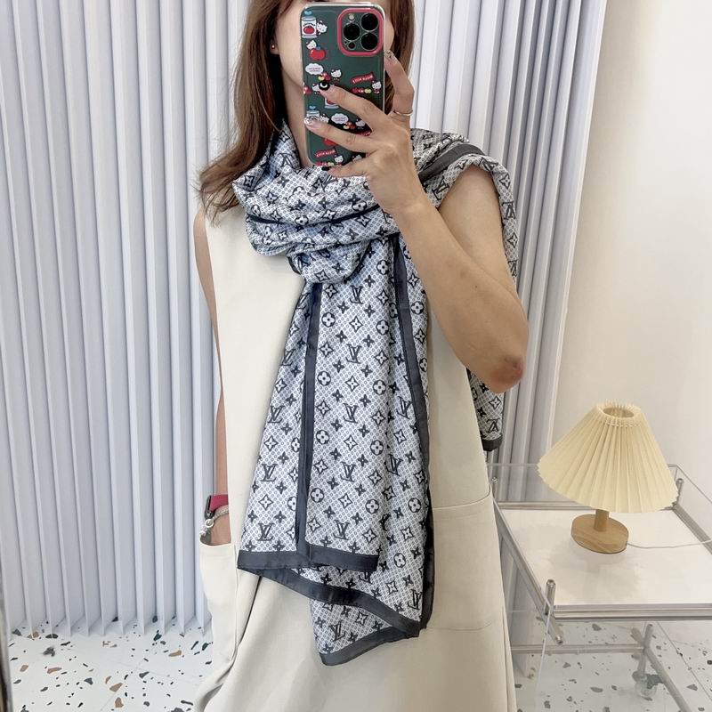 LV silk scarf 90-180cm E56 (10)
