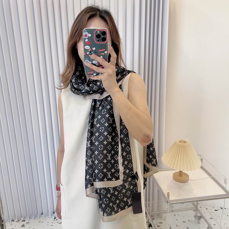 LV silk scarf 90-180cm E56 (23)