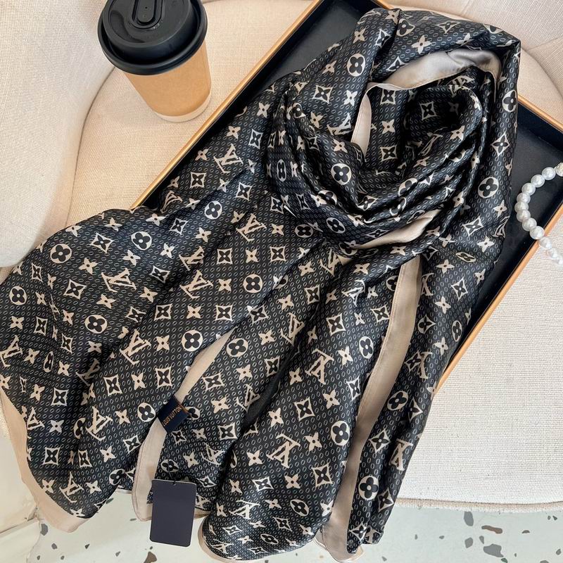 LV silk scarf 90-180cm E56 (25)