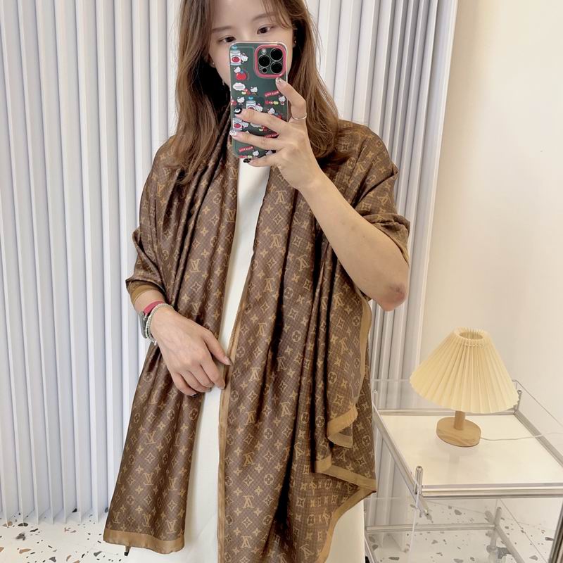 LV silk scarf 90-180cm E56 (5)
