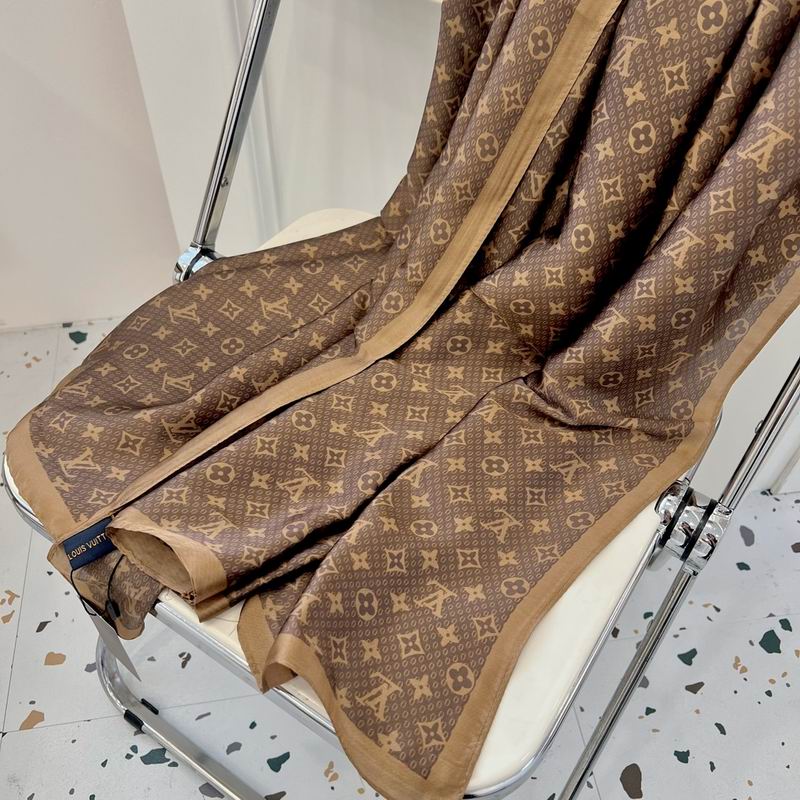 LV silk scarf 90-180cm E56 (6)