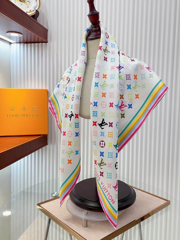 LV silk scarf 90X90cm E16 (7)