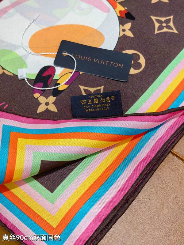 LV silk scarf 90X90cm E22 (15)