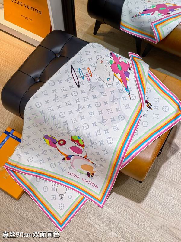 LV silk scarf 90X90cm E22 (7)