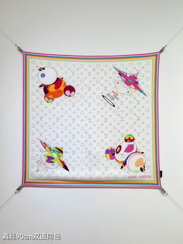 LV silk scarf 90X90cm E22 (9)