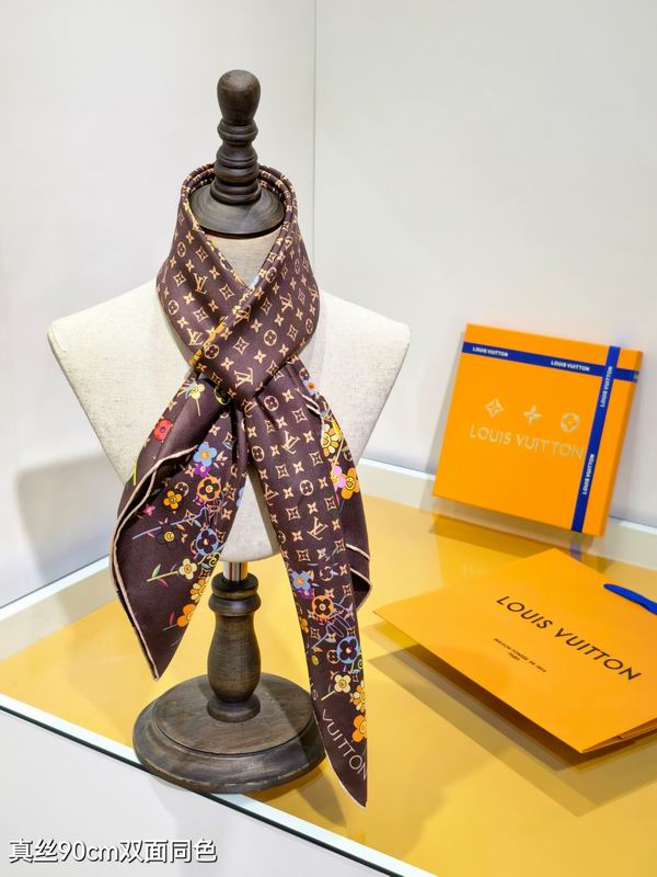 LV silk scarf 90X90cm E23 (2)
