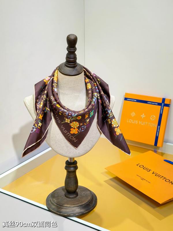 LV silk scarf 90X90cm E23 (3)