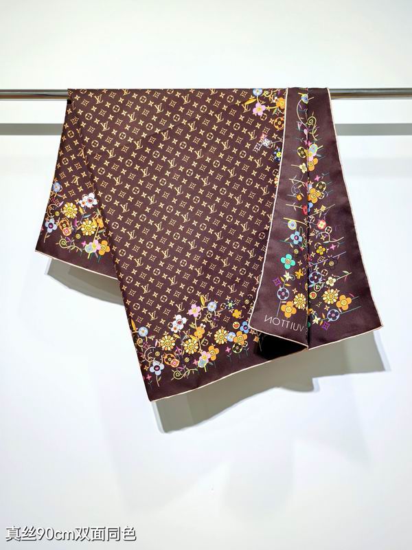 LV silk scarf 90X90cm E23 (4)