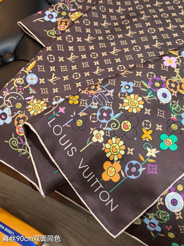 LV silk scarf 90X90cm E23 (7)