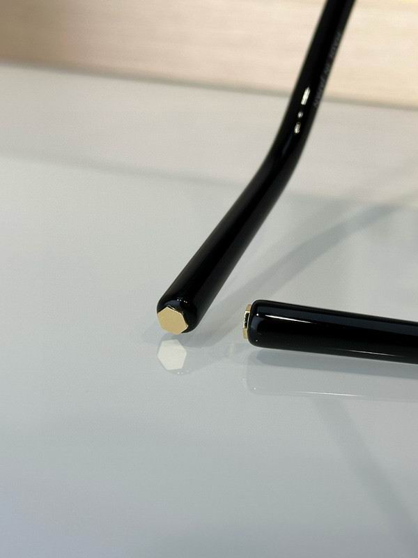 Linda Glasses 03smh04 (8)