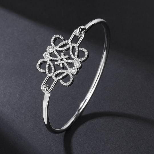 Loewe bracelet 12lyh24 (4)