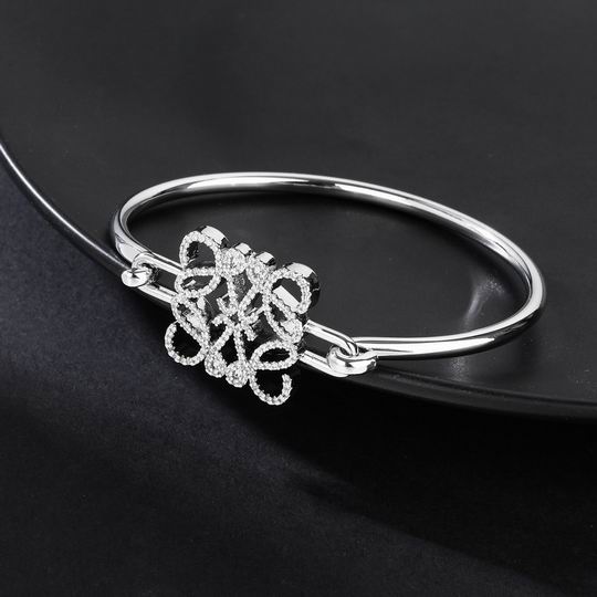 Loewe bracelet 12lyh24 (5)