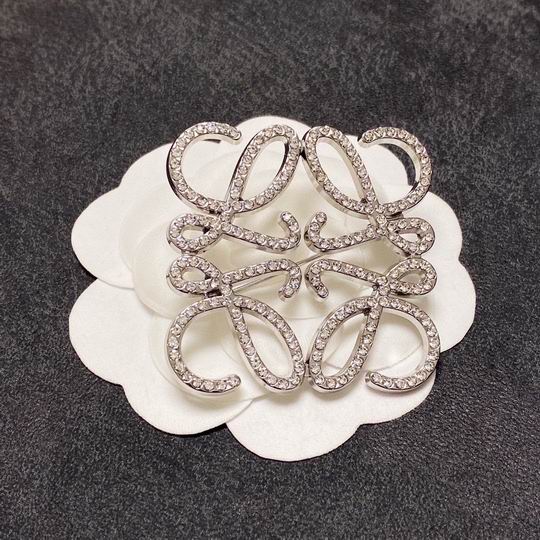 Loewe brooch 12lyh33 (2)