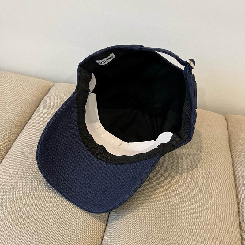 Loewe cap dx (2)