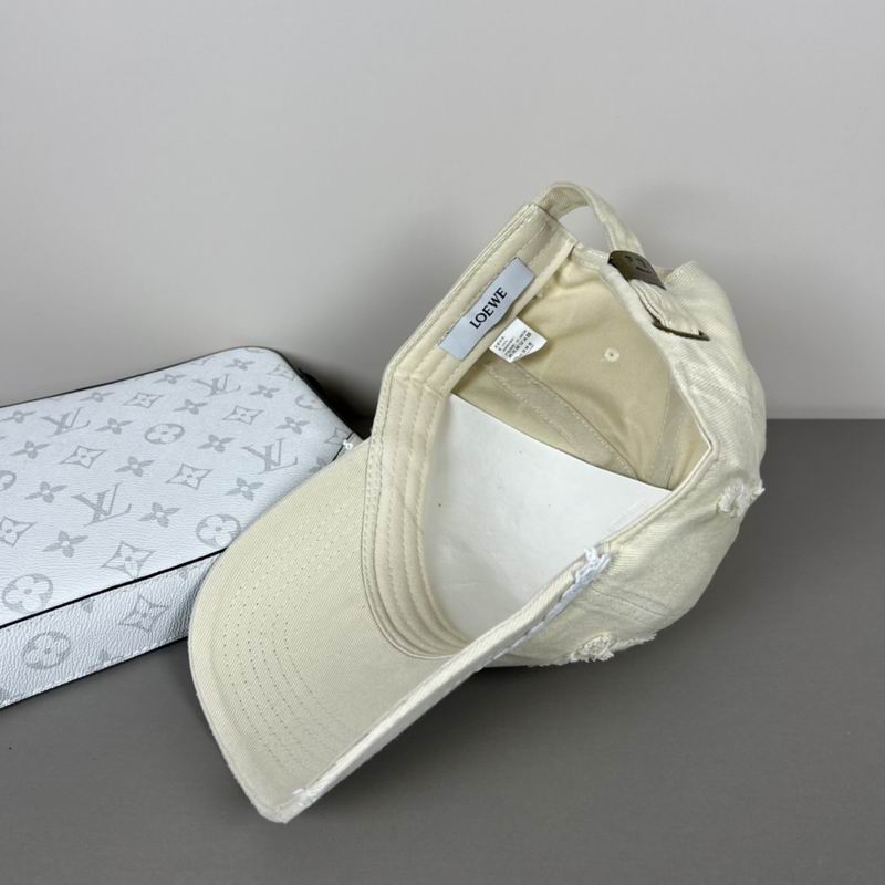 Loewe cap dx (21)