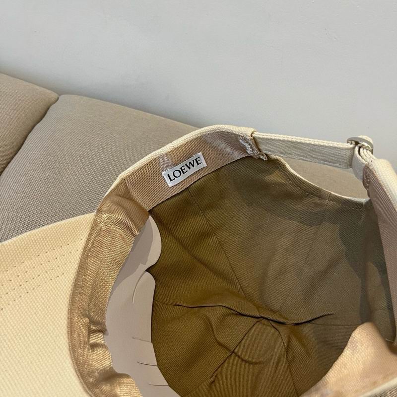 Loewe cap dx (21)